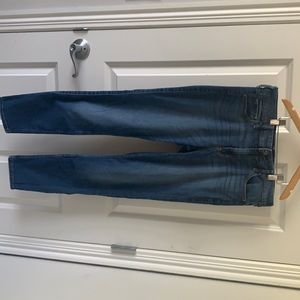 29/28 Hollister High-Rise Super Skinny Jeggings